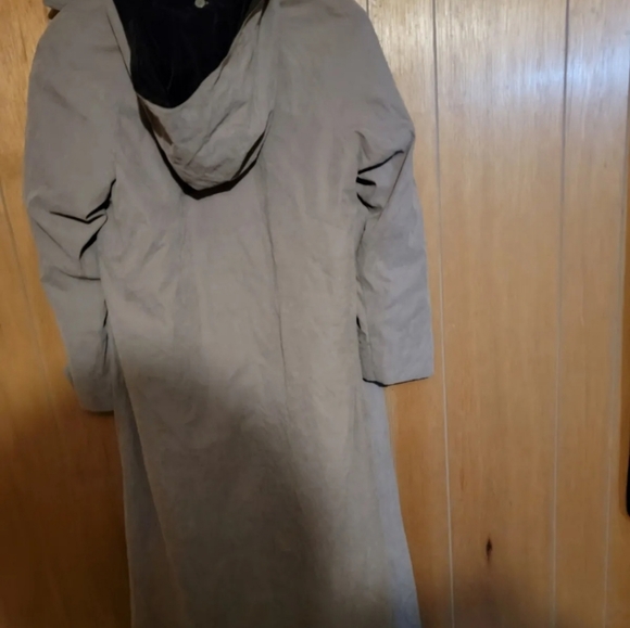 Fleet Street Trench Coat - Picture 3 of 4